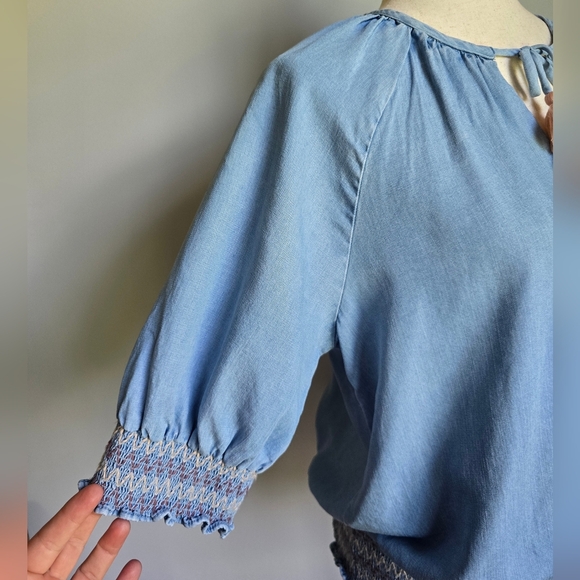 Matilda Jane Enchanted Garden Maysville Smocked Tassel Chambray Top SZ Small - Picture 7 of 13